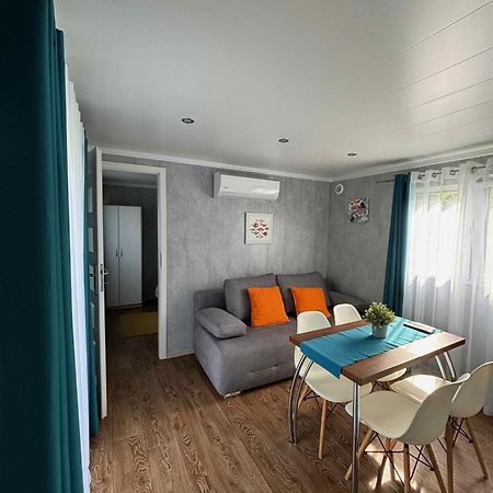 Fishka House Domek Wypoczynkowy Zator Exteriér fotografie