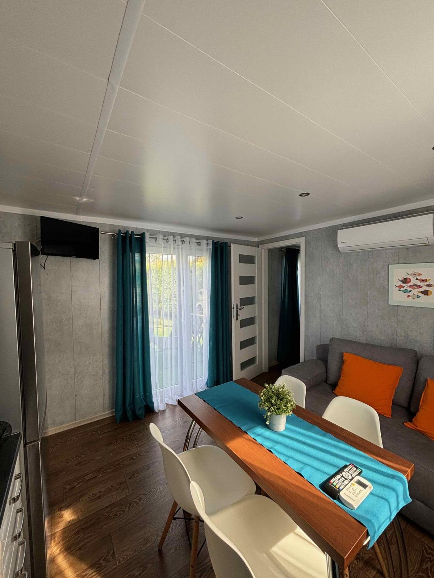 Fishka House Domek Wypoczynkowy Zator Exteriér fotografie