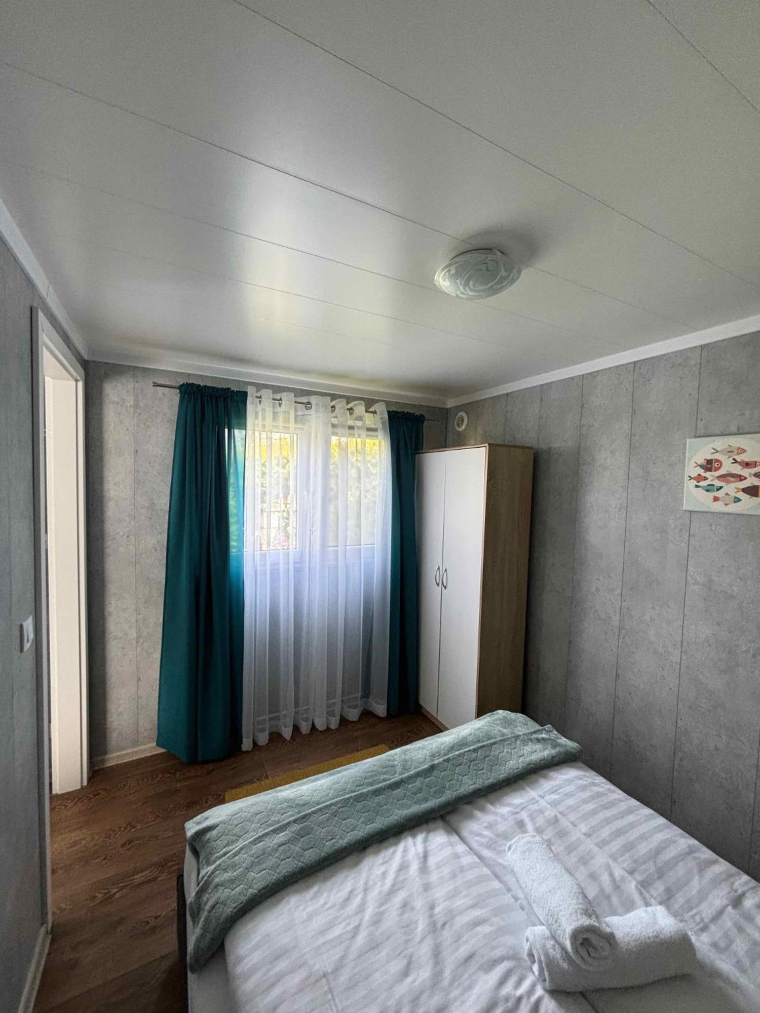 Fishka House Domek Wypoczynkowy Zator Exteriér fotografie