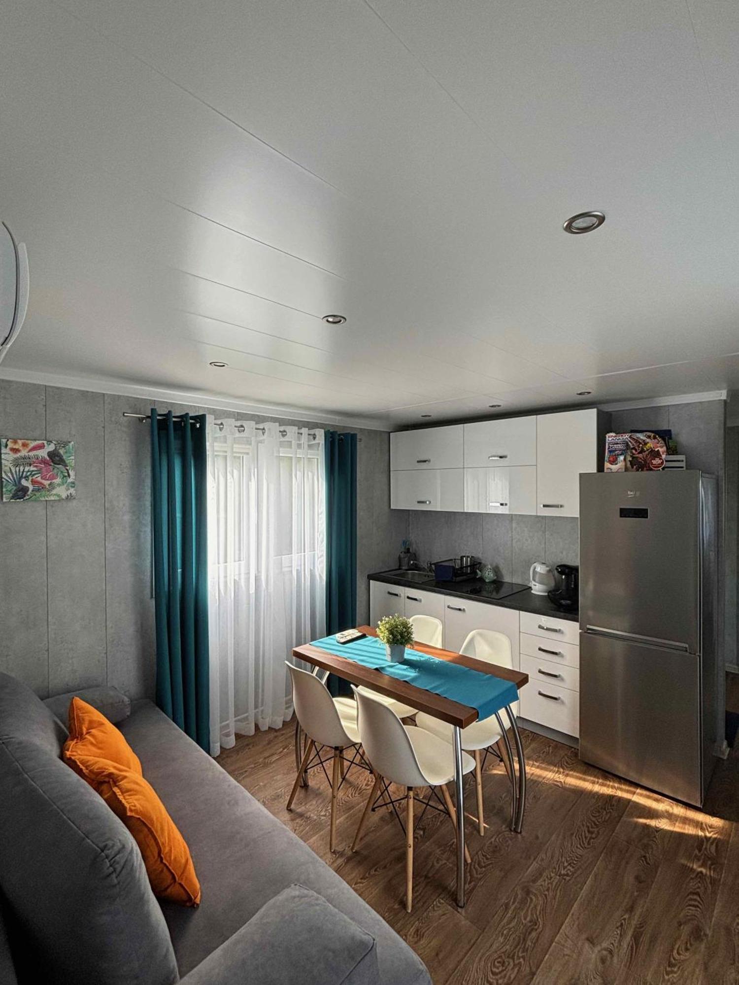Fishka House Domek Wypoczynkowy Zator Exteriér fotografie